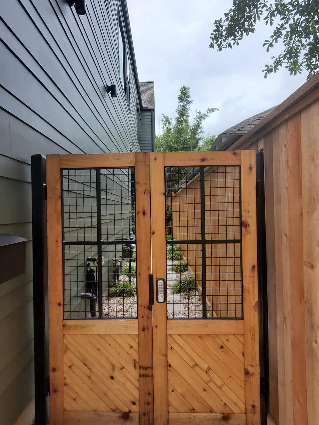 Swing or Slide? Choosing the Right Driveway Gate for Your Property
